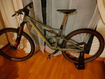Used Orbea OCCAM SL M-LTD 2025 2025 Mountainbike, Green, 29 — image 1 of 4