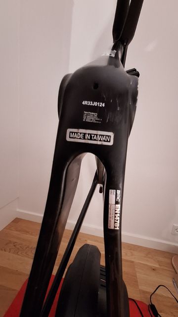 Used BMC Track Machine TR01 2019 2019 Road & Gravel, Black — image 5 of 7