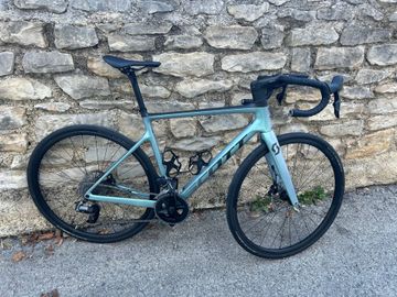Used Scott Addict 10 2024 2024 Road & Gravel, Blue — image 1 of 3