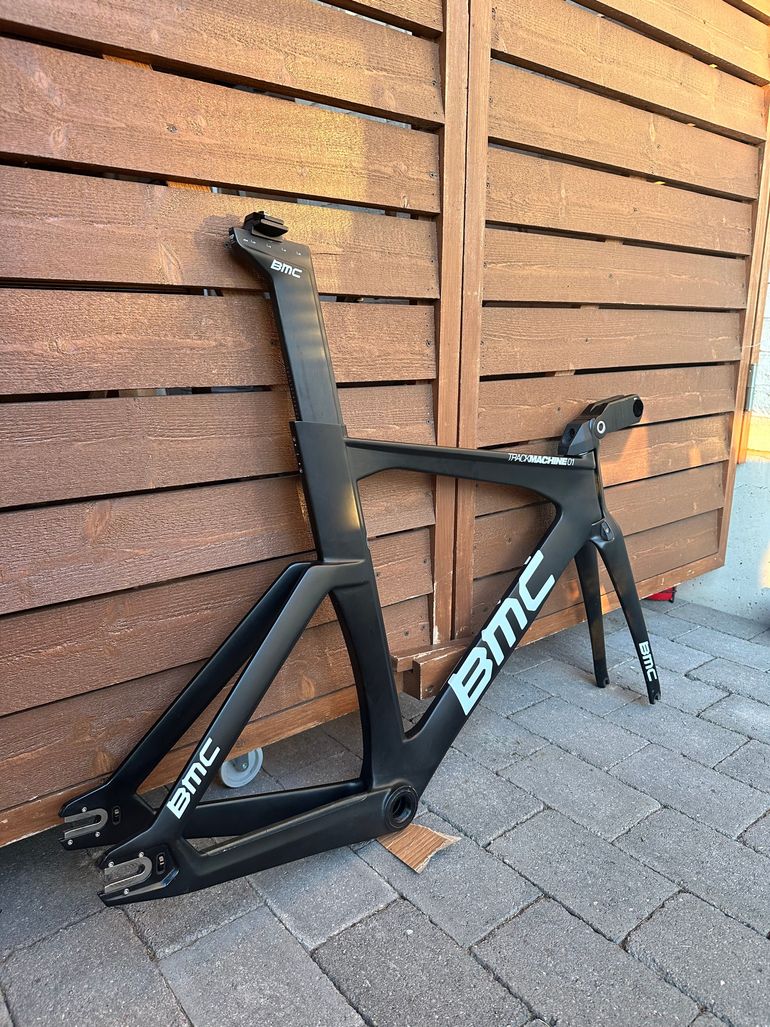 Used BMC Trackmachine Frameset 2022 Road & Gravel, Black — image 2 of 8