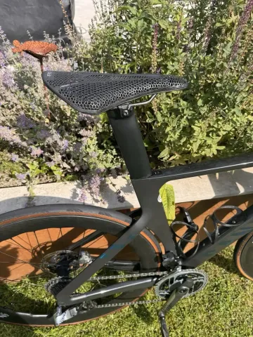 Used Canyon Aeroad CFR AXS 2023 2023 Road & Gravel, Black — image 7 of 8