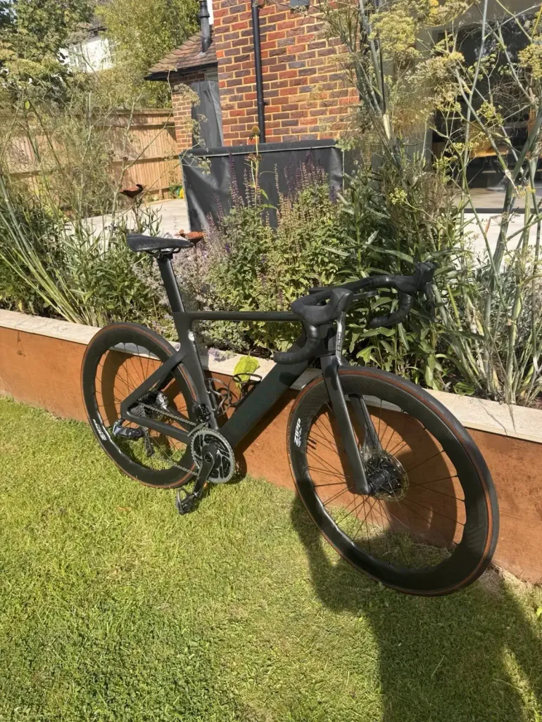 Used Canyon Aeroad CFR AXS 2023 2023 Road & Gravel, Black — image 6 of 8