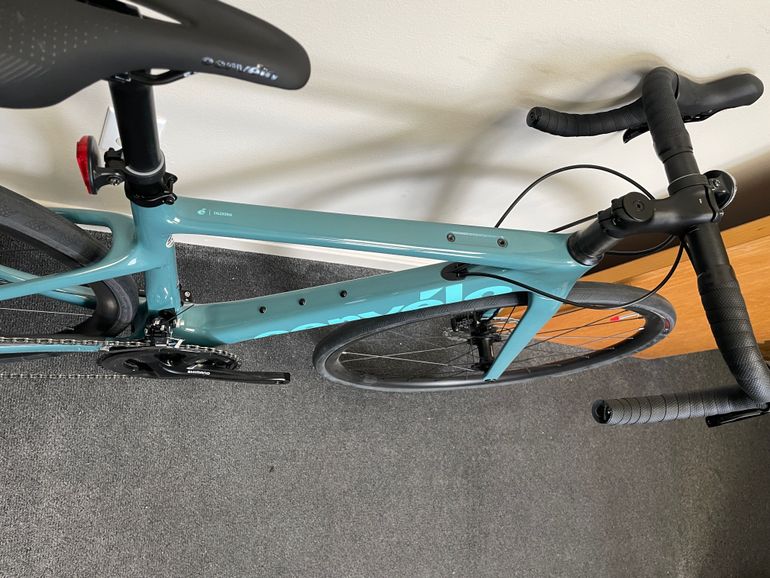 Used Cervélo Caledonia 105 2024 2024 Road & Gravel, Green — image 5 of 7
