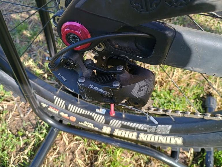 Used Devinci Wilson SRAM X01 2018 Mountainbike, Red — image 4 of 7