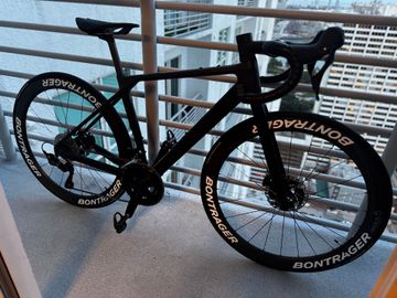 Used Canyon Endurace CF 7 Disc 2024 2024 Road & Gravel, Black — image 3 of 9