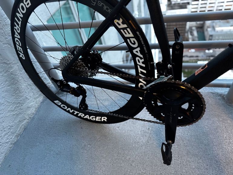 Used Canyon Endurace CF 7 Disc 2024 2024 Road & Gravel, Black — image 7 of 9