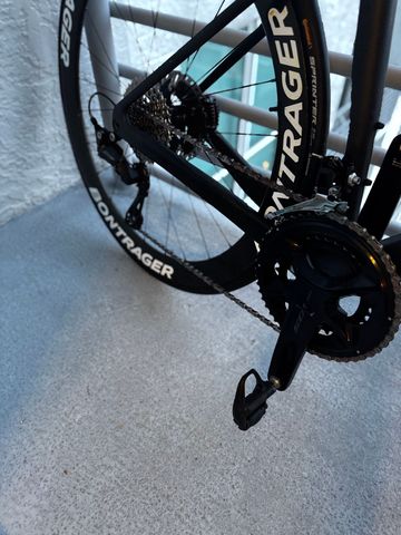 Used Canyon Endurace CF 7 Disc 2024 2024 Road & Gravel, Black — image 5 of 9