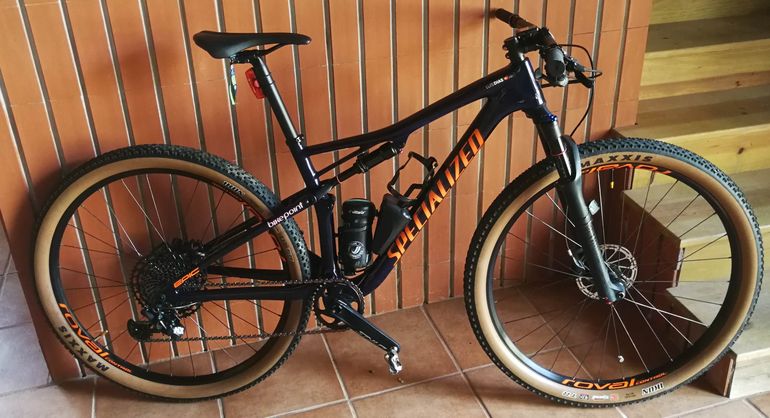 Used Specialized Epic Comp EVO 2019 2019 Mountainbike, Blue, 29 — image 2 of 8