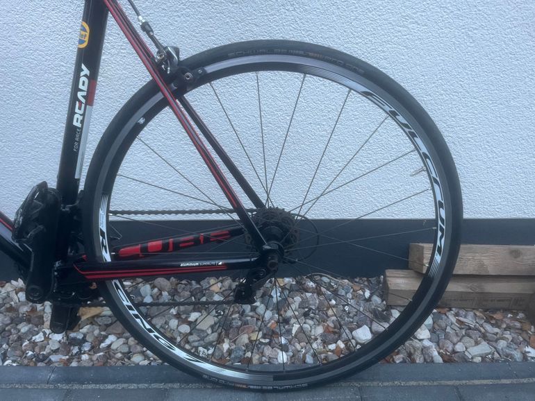 Used CUBE Attempt 2015 Road & Gravel, Black — image 2 of 7