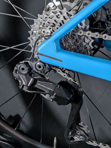 Used BMC Teammachine Shimano Dura Ace Di2 2023 Road & Gravel, Blue — image 14 of 24