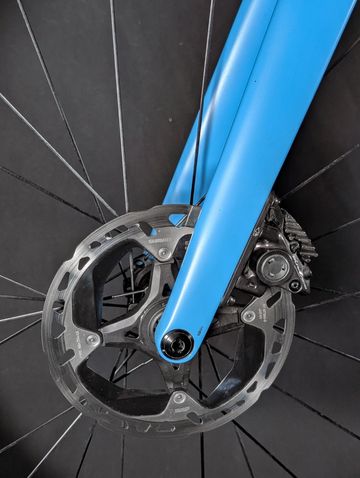 Used BMC Teammachine Shimano Dura Ace Di2 2023 Road & Gravel, Blue — image 18 of 24
