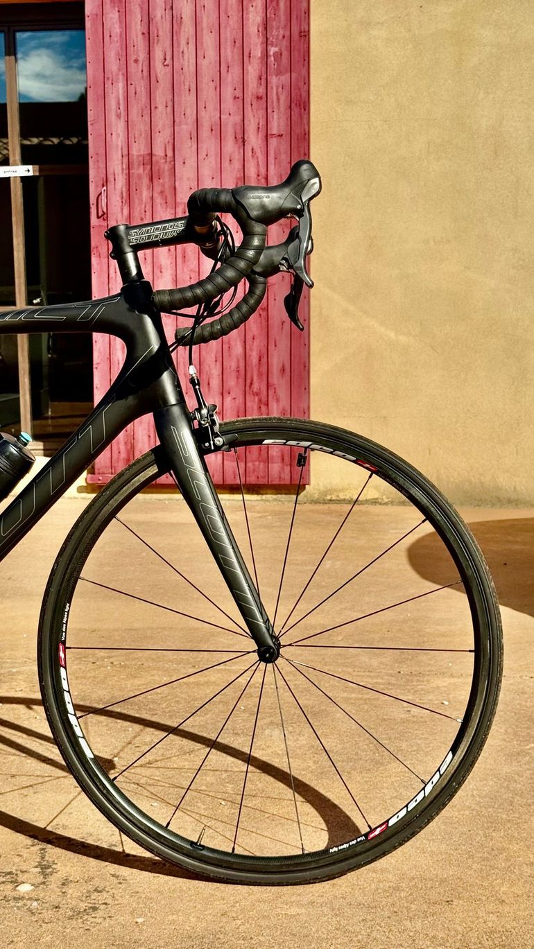 Used Scott Addict 2014 2014 Road & Gravel, Black — image 2 of 10