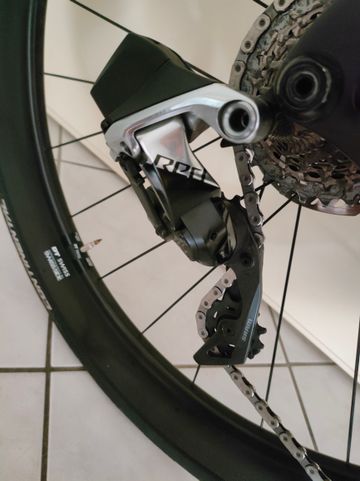 Used Cervélo S5 Red eTap AXS 2022 2022 Road & Gravel, Black — image 4 of 12