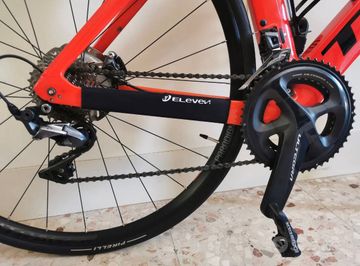 Used Trek Madone SL 6 2021 2021 Road & Gravel, Red — image 3 of 6