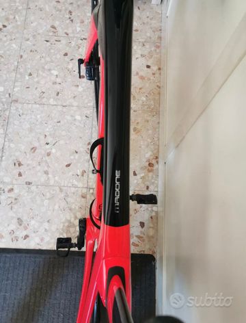Used Trek Madone SL 6 2021 2021 Road & Gravel, Red — image 6 of 6