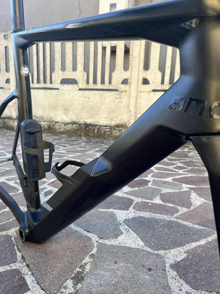 Used BMC Timemachine ROAD 01 ONE 2023 Frameset 2023 Road & Gravel, Black — image 3 of 9