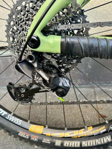 Used Dartmoor Primal 29 2022 Mountainbike, Green — image 3 of 7