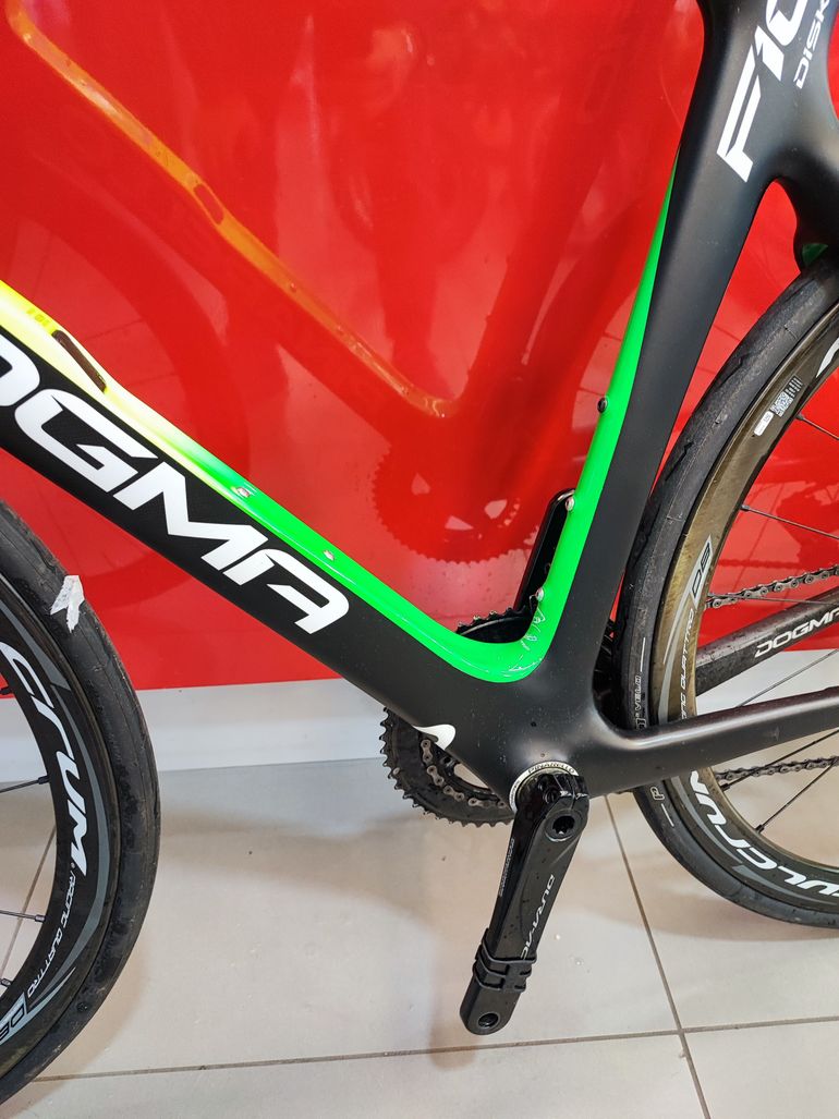 Used Pinarello F10 2020 Road & Gravel, Black — image 15 of 16