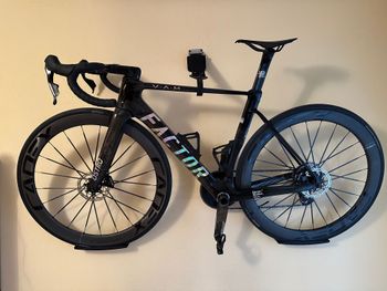 Used Factor Ostro SRAM Force eTap AXS 2025 Road & Gravel, Black — image 2 of 3