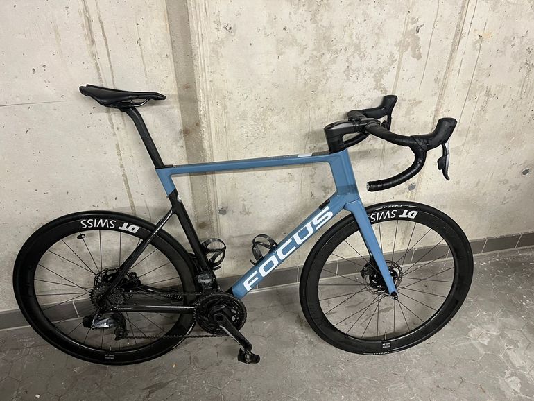 Used Focus IZALCO MAX 9.7 2020 Road & Gravel, Blue — image 2 of 6