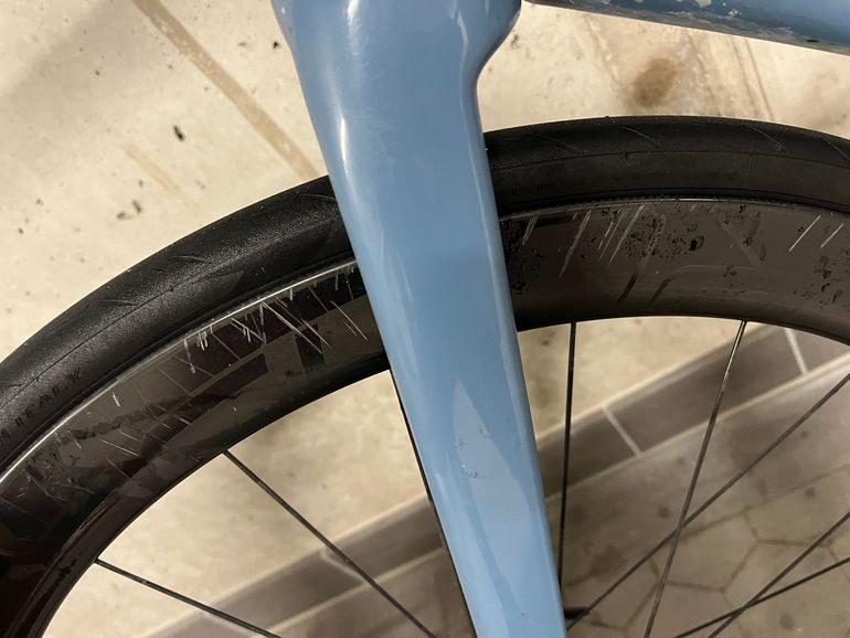 Used Focus IZALCO MAX 9.7 2020 Road & Gravel, Blue — image 3 of 6