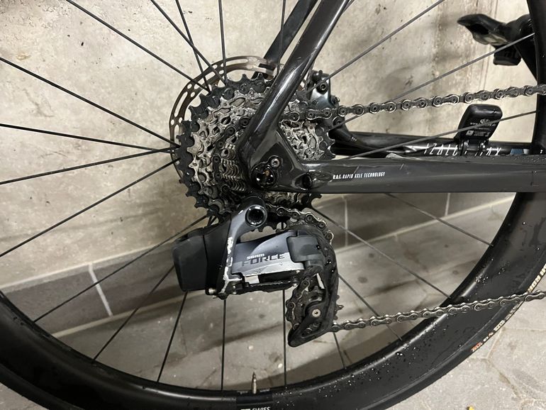 Used Focus IZALCO MAX 9.7 2020 Road & Gravel, Blue — image 6 of 6
