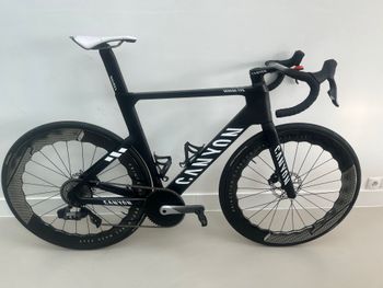 Used Canyon Aeroad CFR Disc eTap 2024 2024 Road & Gravel