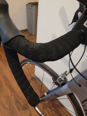 Used Canyon ULTIMATE CF SL 9.0 2017 Road & Gravel, Light Gray — image 5 of 12