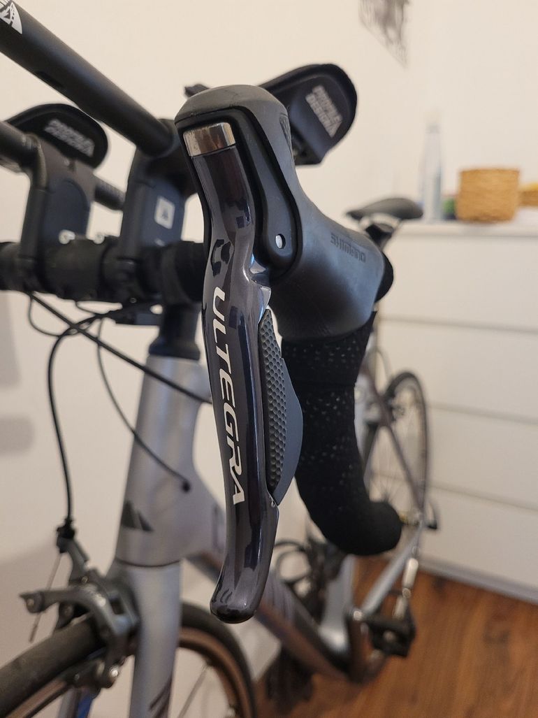 Used Canyon ULTIMATE CF SL 9.0 2017 Road & Gravel, Light Gray — image 4 of 12