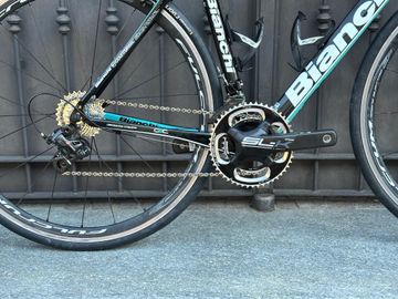Used Bianchi Infinito CV Chorus 2018 2018 Road & Gravel, Black — image 3 of 10