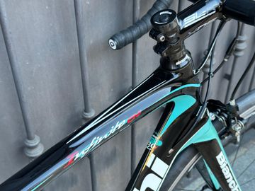 Used Bianchi Infinito CV Chorus 2018 2018 Road & Gravel, Black — image 5 of 10