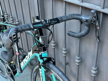 Used Bianchi Infinito CV Chorus 2018 2018 Road & Gravel, Black — image 6 of 10