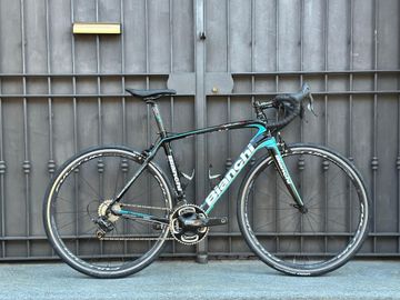 Used Bianchi Infinito CV Chorus 2018 2018 Road & Gravel, Black — image 1 of 10
