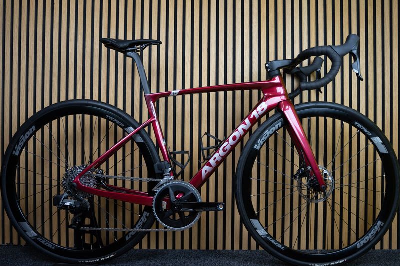 Used Argon 18 Sum Pro SRAM Rival eTap AXS 2024 2024 Road & Gravel