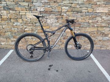 Used Orbea OIZ M-PRO 2023 2023 Mountainbike, Black, 29 — image 1 of 8