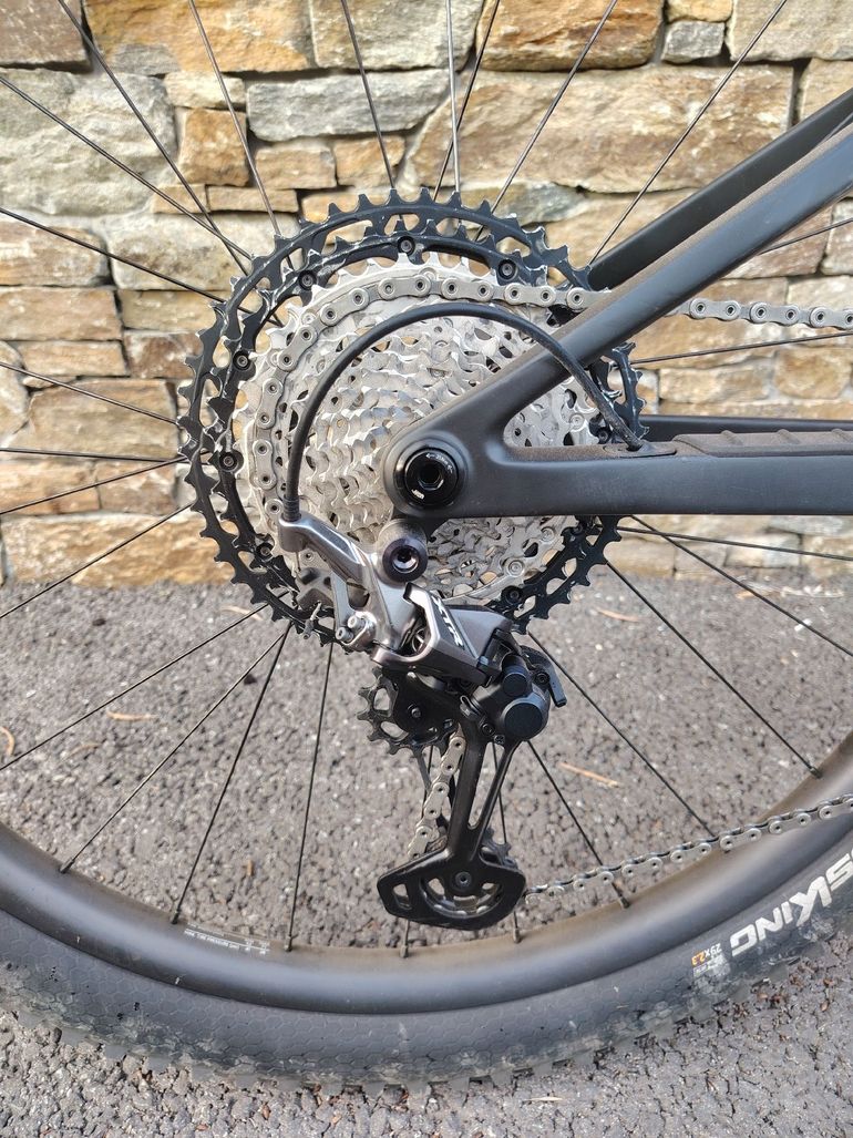Used Orbea OIZ M-PRO 2023 2023 Mountainbike, Black, 29 — image 7 of 8
