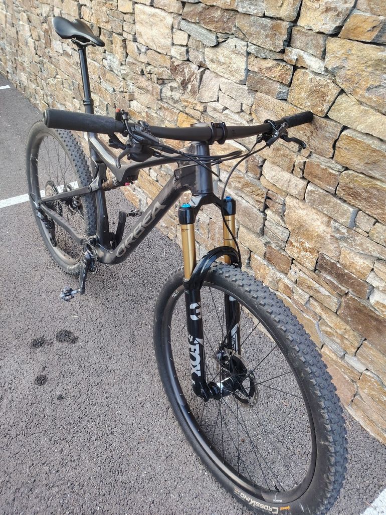 Used Orbea OIZ M-PRO 2023 2023 Mountainbike, Black, 29 — image 8 of 8