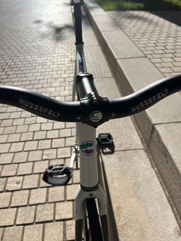 Used Cinelli Vigorelli 2009 Road & Gravel, White — image 4 of 6