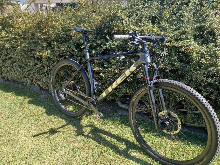 Used Trek Procaliber 9.7 2023 2023 Mountainbike, Light Gray, 29 — image 3 of 19