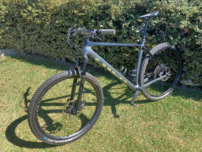 Used Trek Procaliber 9.7 2023 2023 Mountainbike, Light Gray, 29 — image 4 of 19