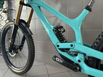 Brugt YT Industries Tues Core 4 2023 Large 2023 Mountainbike — billede 6 af 9