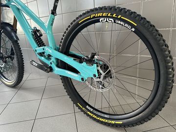 Brugt YT Industries Tues Core 4 2023 Large 2023 Mountainbike — billede 7 af 9