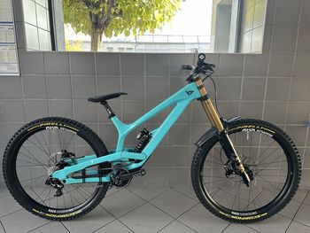 Used YT Industries Tues Core 4 2023 Large 2023 MTB