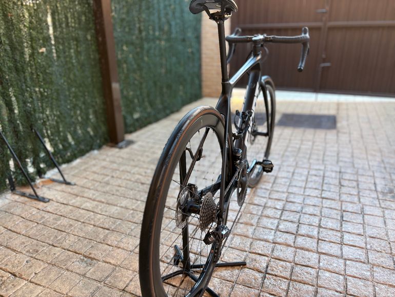 Used Giant Advanced Pro Ccc Team 2021 Road & Gravel, Black — image 3 of 10