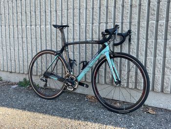 Used Bianchi Oltre Shimano Dura Ace 2016 Road & Gravel, Black — image 6 of 6