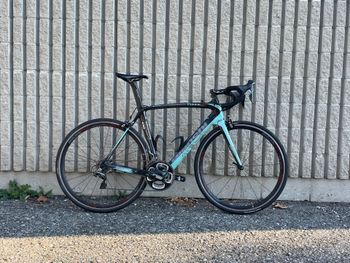 Used Bianchi Oltre Shimano Dura Ace 2016 Road & Gravel, Black — image 4 of 6