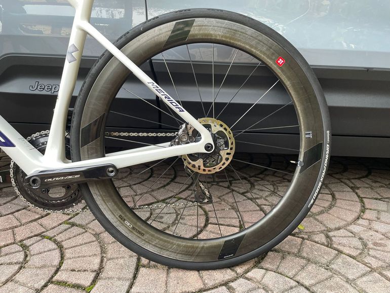 Used Merida REACTO TEAM 2025 2025 Road & Gravel, White — image 5 of 6