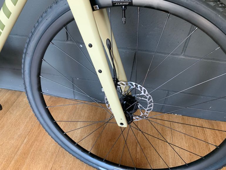 Used Giant Revolt 1 2025 2025 Road & Gravel, Light Gray — image 8 of 8