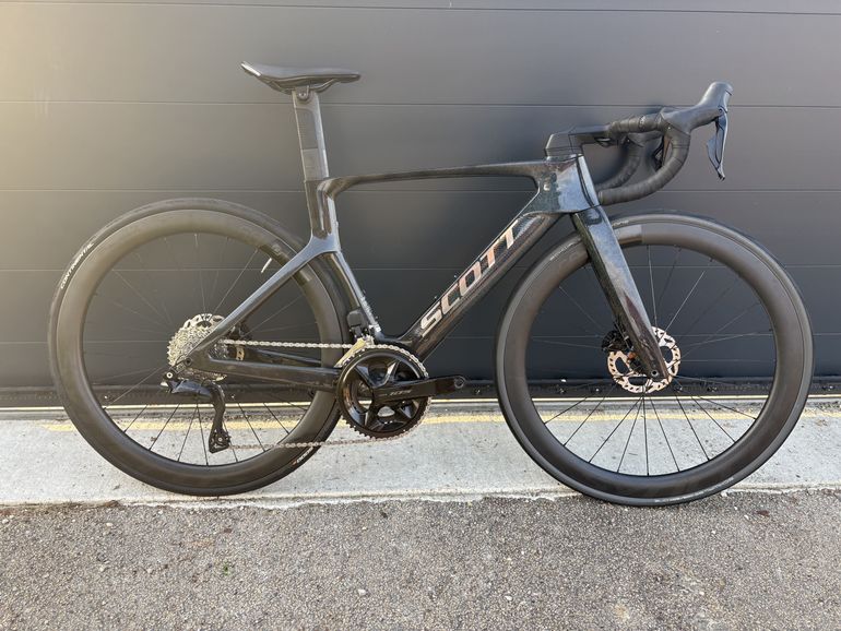 Used Scott Foil RC 20 2024 2024 Road & Gravel, Black — image 1 of 6