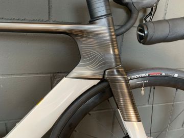 Used Orbea Orca Shimano 105 2025 Road & Gravel, White — image 9 of 10